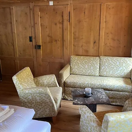 达米亚诺图库亨旅馆 宾馆